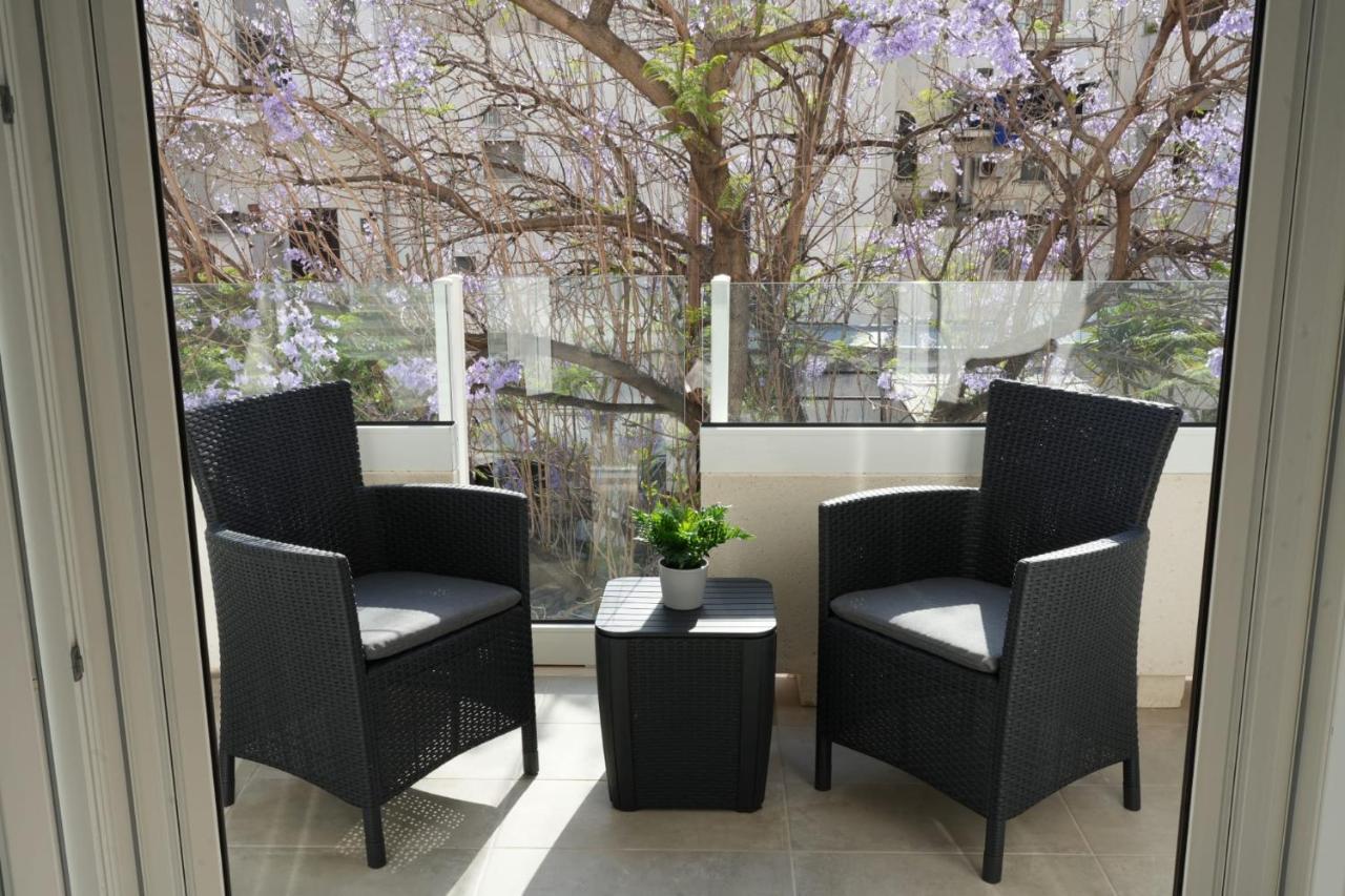 Homega - City Center New Apartment Bari Exterior foto